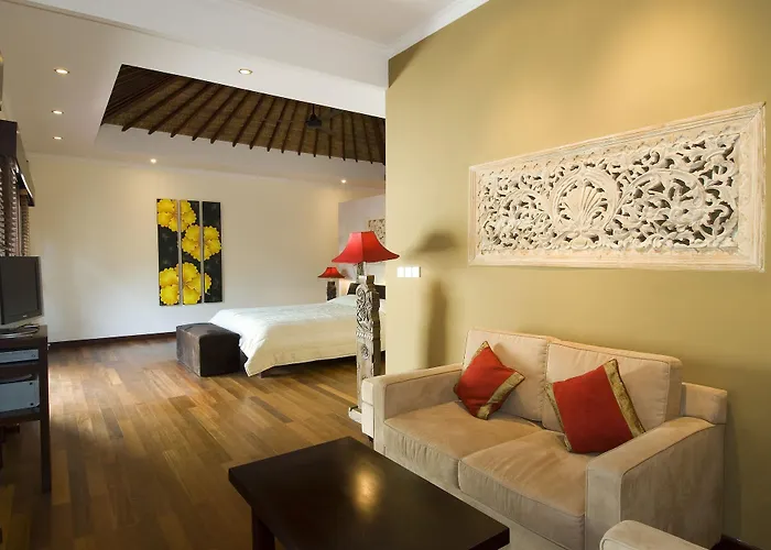 Ellora Hotel 4*