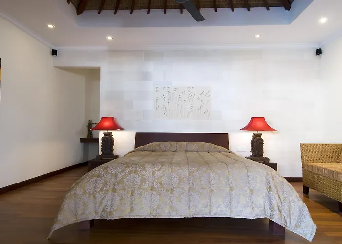 Hotel Ellora