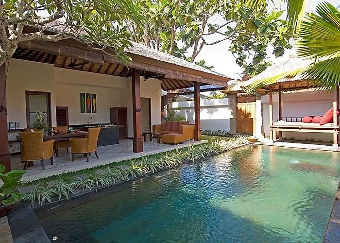 Ellora Hotel 4*